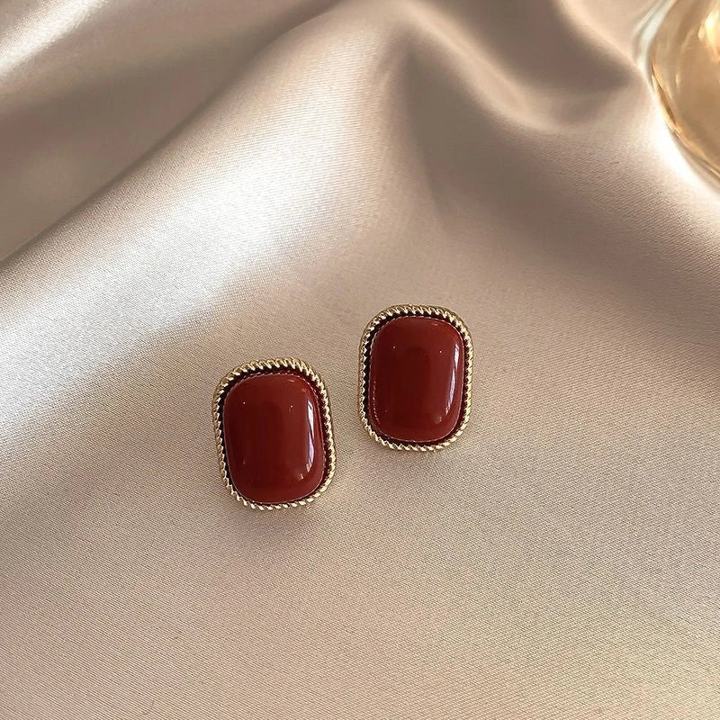 Majesty- Vintage Drip Oil  Earrings