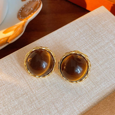 Queen- Brown Resin Square Earrings