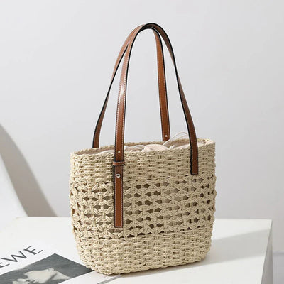 Bale-Straw Tote Bag