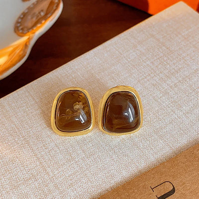 Queen- Brown Resin Square Earrings